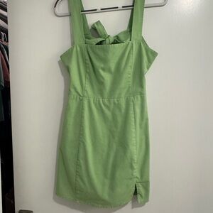 Green Sleeveless Dress with Bow Detail